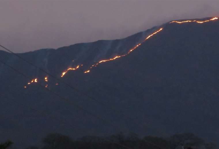 Incendio en el cerro Sararenda, Camiri