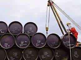 El barril de petróleo cotiza a la baja