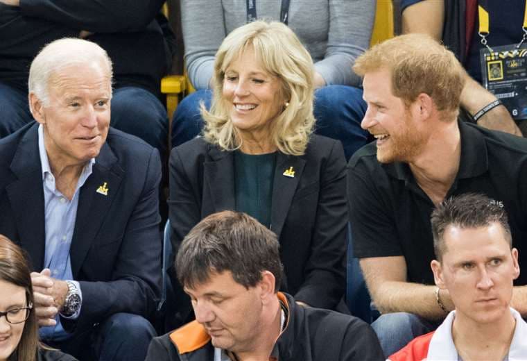 Los eposos Biden con el príncipe Harry en los Juegos Invictus de Toronto