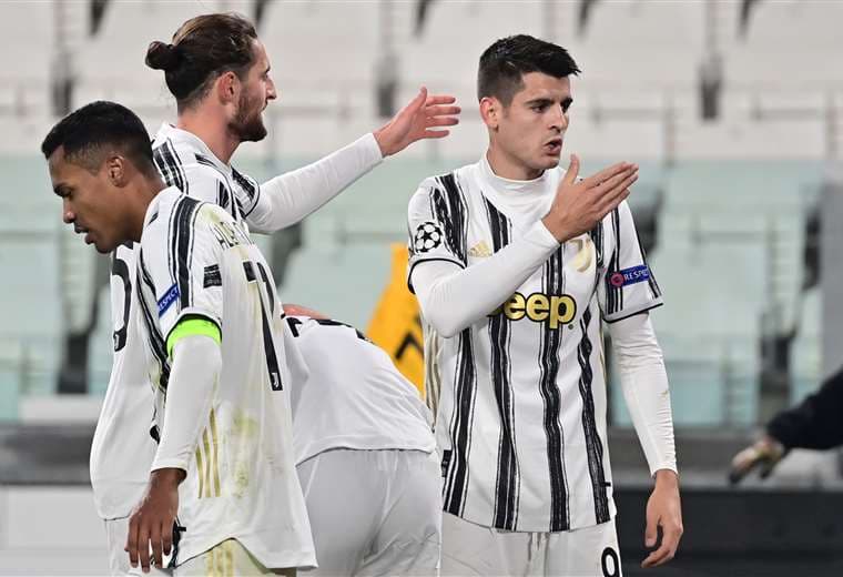 El festejo de Morata con sus compañeros de Juventus. Foto: AFP