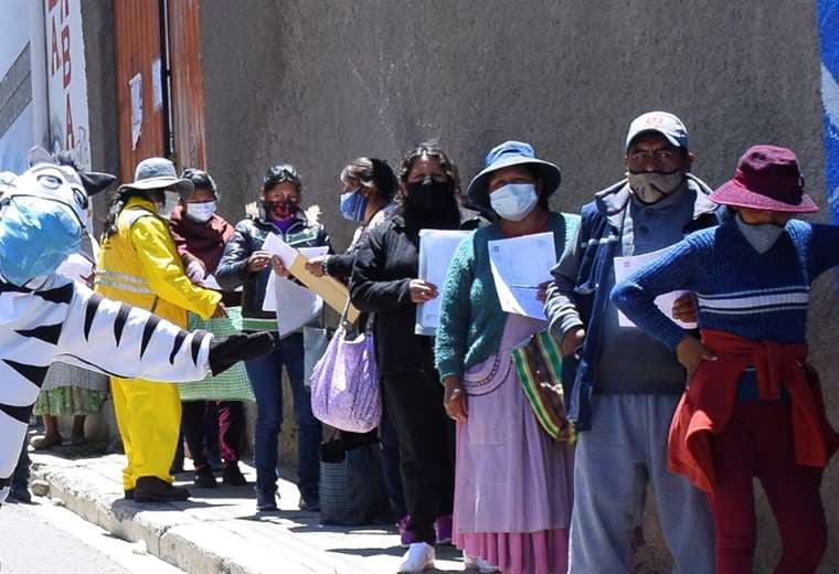 Bolivia registró 69 nuevos casos positivos este martes. Foto APG 