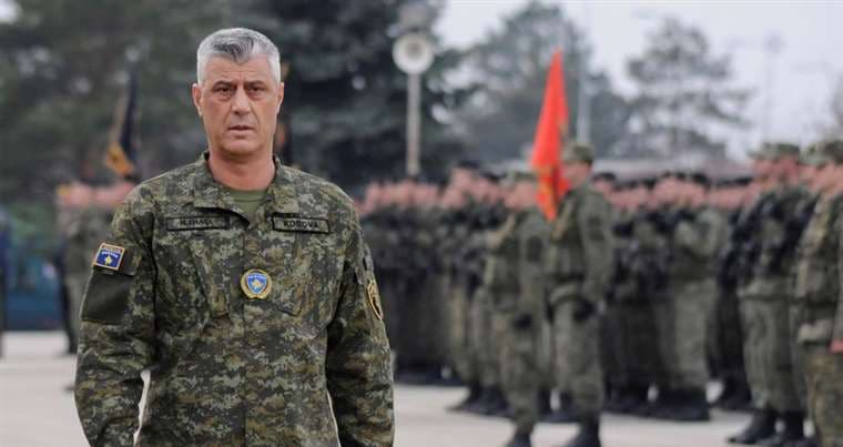 El presidente de Kosovo dimite tras ser inculpado por crímenes de guerra