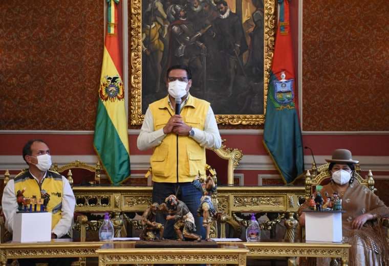 El alcalde de La Paz Luis Revilla, pide recursos al Gobierno central.