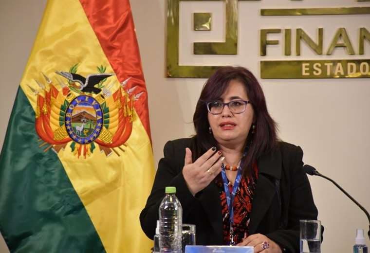 Ivette Espinoza, viceministra de Pensiones y Servicios Financiero
