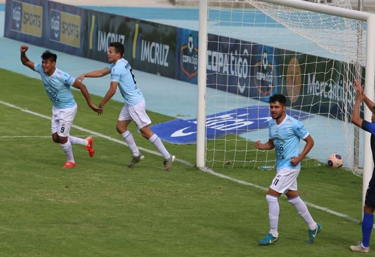 Festeja Darwin Ríos su gol sobre San José. Foto: APG