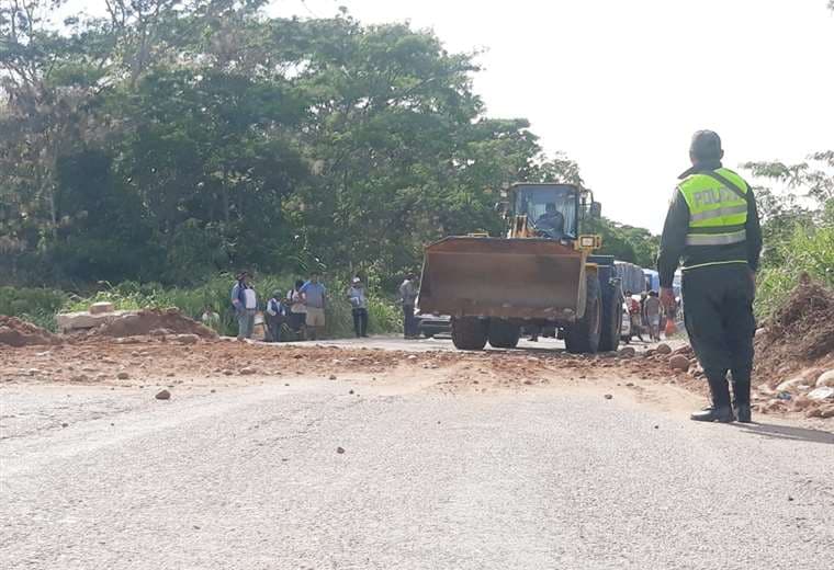 El acuerdo con el Ministro permitió desbloquear la carretera en Yapacaní