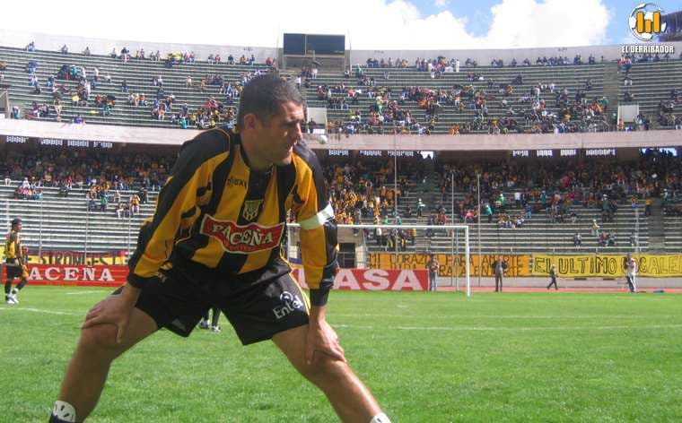 Sandro Coelho fue capitán del Tigre en su etapa de jugador. Hizo 80 goles en el cuadro aurinegro. Foto: Internet