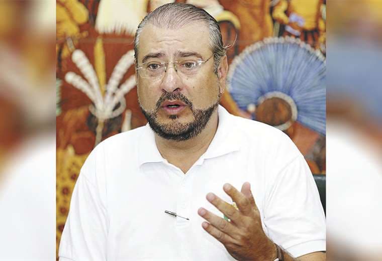Rómulo Calvo, presidente cívico