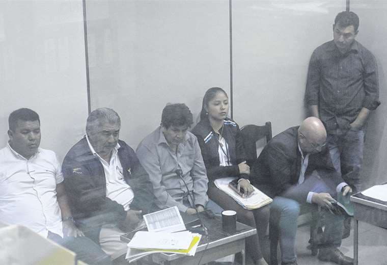 Los aprehendidos y sus abogados defensores negaron los cargos en caso del ‘narcojet’. Foto: HERNÁN VIRGO