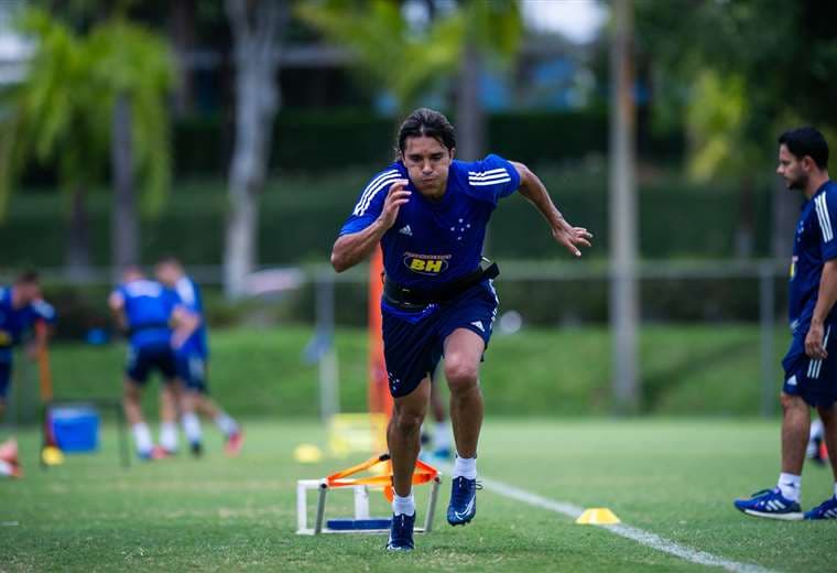 Martins intensifica su preparación en el Cruzeiro de cara a su debut en el Mineirao. Foto: Globoesport