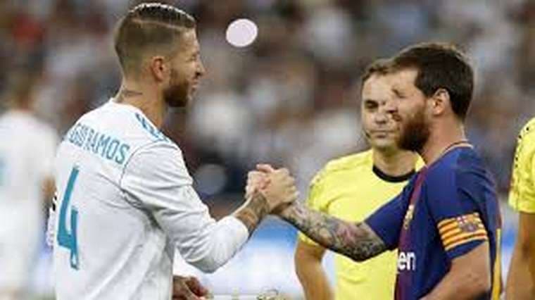Sergio Ramos y Lionel Messi, los capitanes de Real Madrid y Barcelona, respectivamente. Foto: Internet