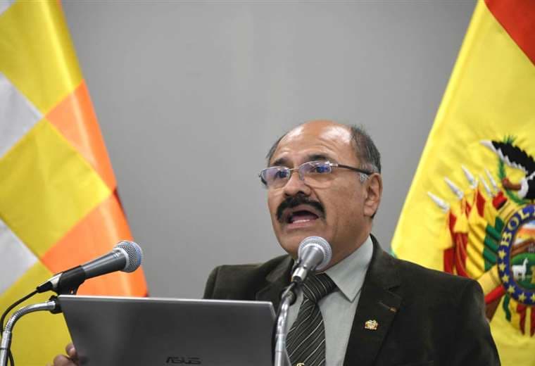 El ministro de Salud, Aníbal Cruz, en conferencia de prensa este domingo | Foto: Ministerio de Comunicación 