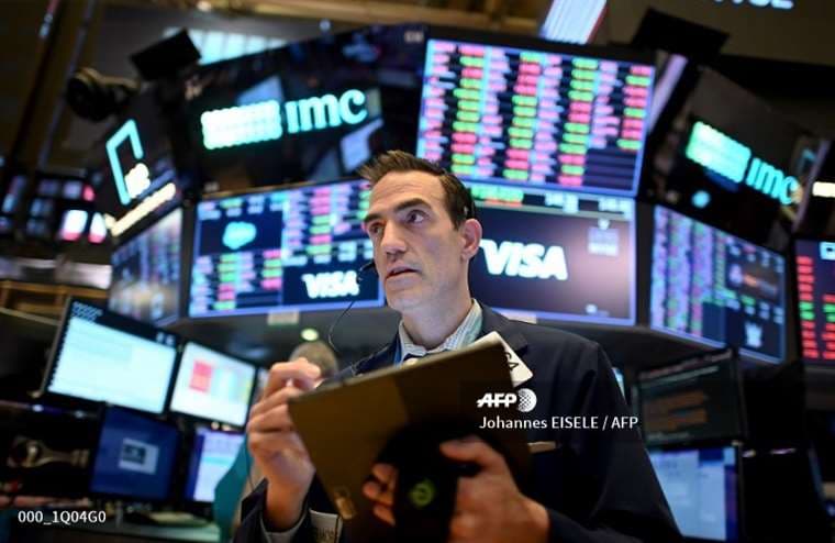 Las acciones de Wall Street se desplomaron nuevamente el 18 de marzo/Foto: AFP