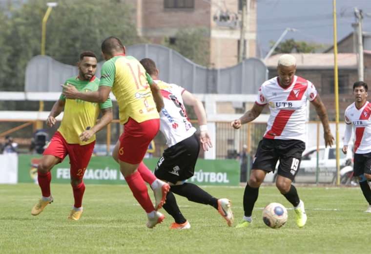 El partido entre Vinto  Always se disputó en Quillacollo. Foto. APG Noticias 