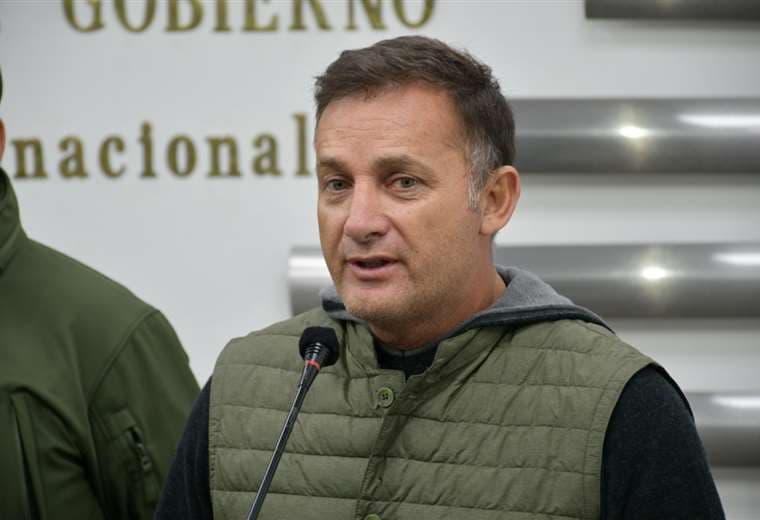 Fernando López, ministro de Defensa. Foto: APG