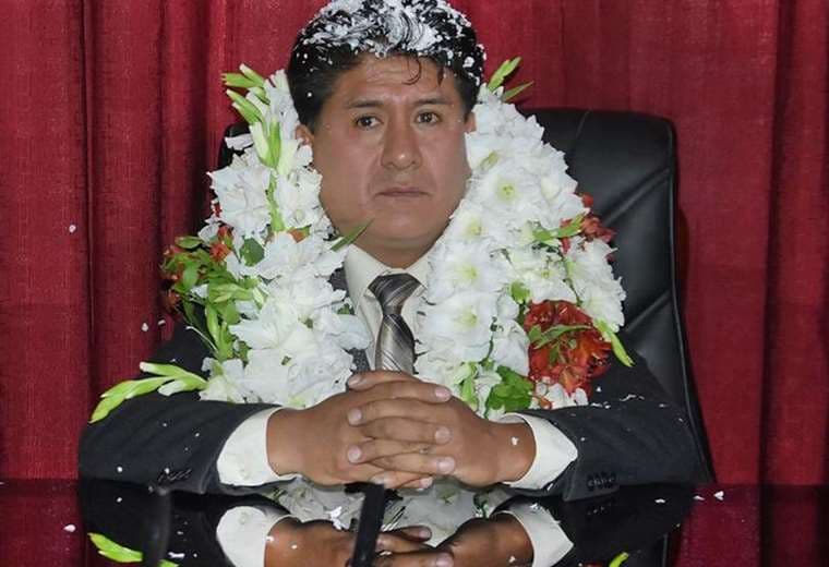 El alcalde Aguilar asumirá sus funciones en la Alcaldía de Oruro.