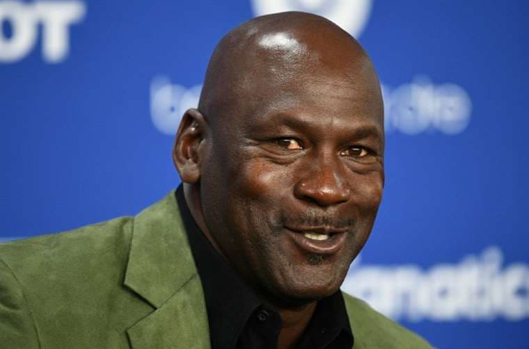 El reinado de los legendarios Chicago Bulls de Michael Jordan será expuesto en la serie. Foto: AFP