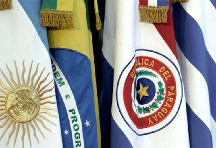 Los países del Mercosur buscan una estrategia conjunta para repatriar sus ciudadanos desde Venezuela 