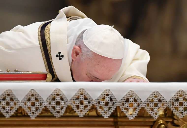 El papa Francisco este Domingo de Pascua en el Vaticano. Foto: AFP