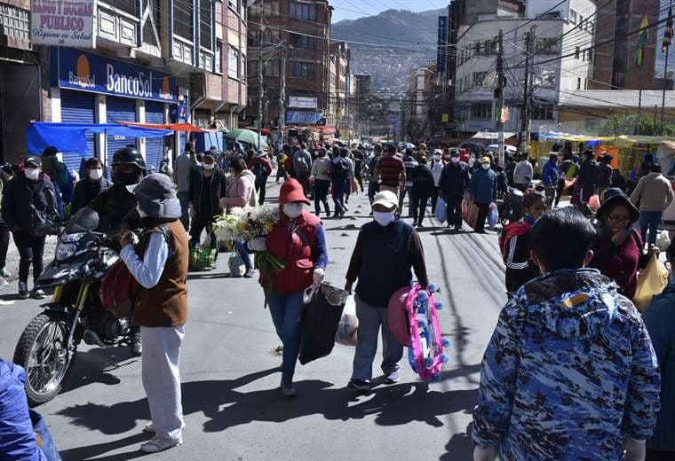 Puntos de abastecimiento en La Paz I Foto: APG Noticias.