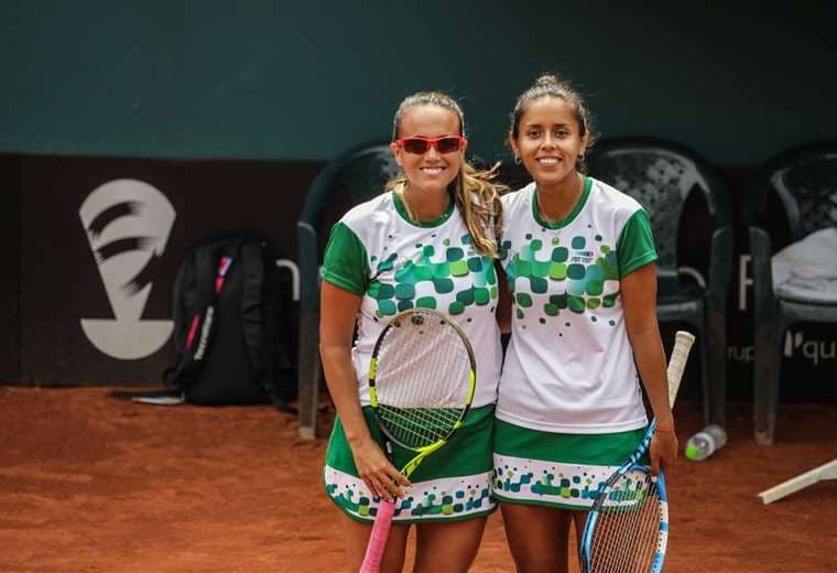  María Fernanda Álvarez (izq.) y Noelia Zeballos integraron el equipo boliviano en 2019. Foto: Tenis al Máximo