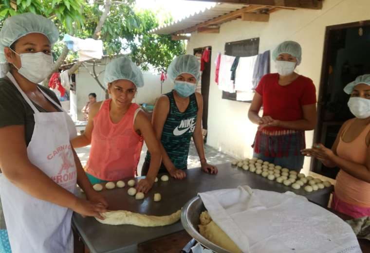 La organización es fundamental para proveer de pan a los vecinos