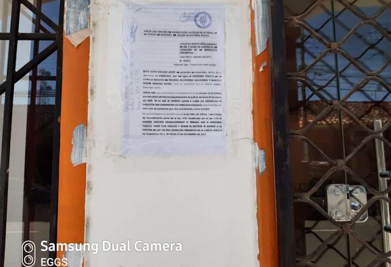 El documento pegado en la puerta de las oficinas de la Fiscalía de Montero