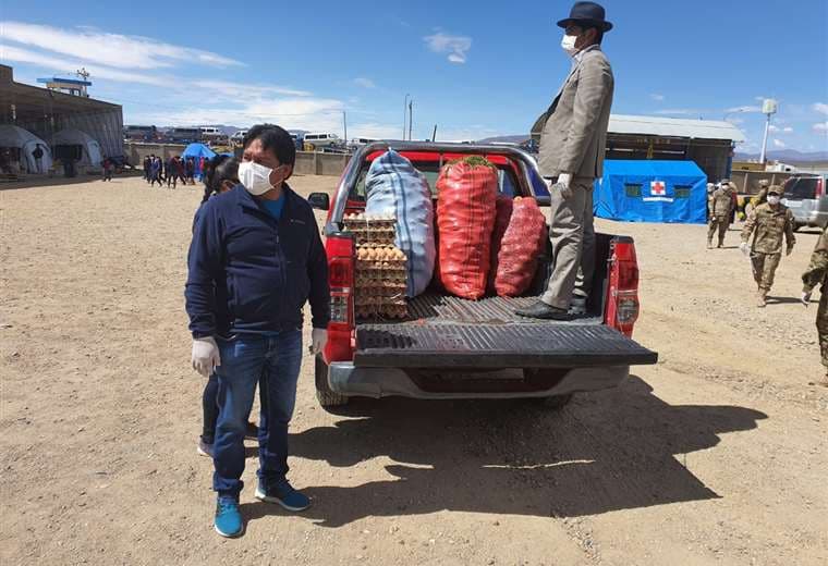 El Alcalde de Sabaya llegó hasta Pisiga llevando ayuda para los repatriados en cuarentena