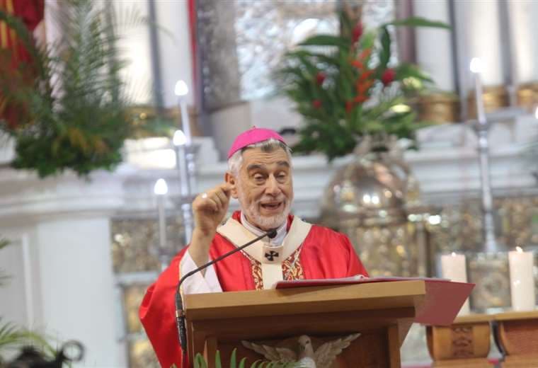 Monseñor Sergio Gualberti dirigirá las celebraciones. Foto: Jorge Ibáñez
