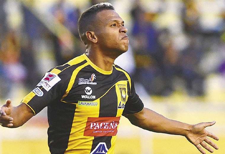 Jair Alejandro Reinoso Moreno defiende al Tigre desde el 2019. Es uno de los goleadores de su equipo. Foto: El Deber