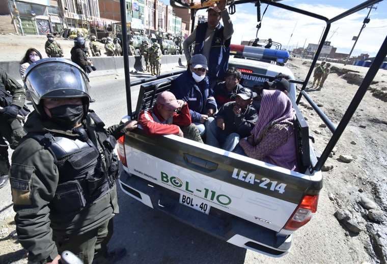 los detenidos que fueron llevados a La Paz por seguridad (Foto: APG noticias)
