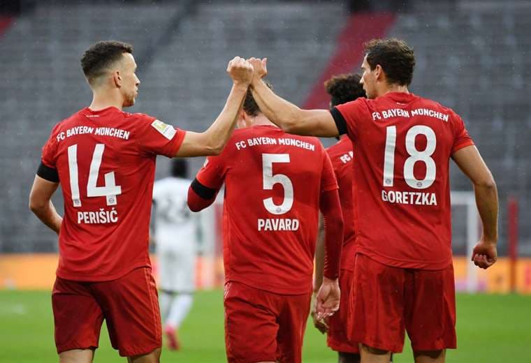 El Bayern Múnich ratificó este sábado que es otra vez candidato al título en la liga alemana. Foto: AFP