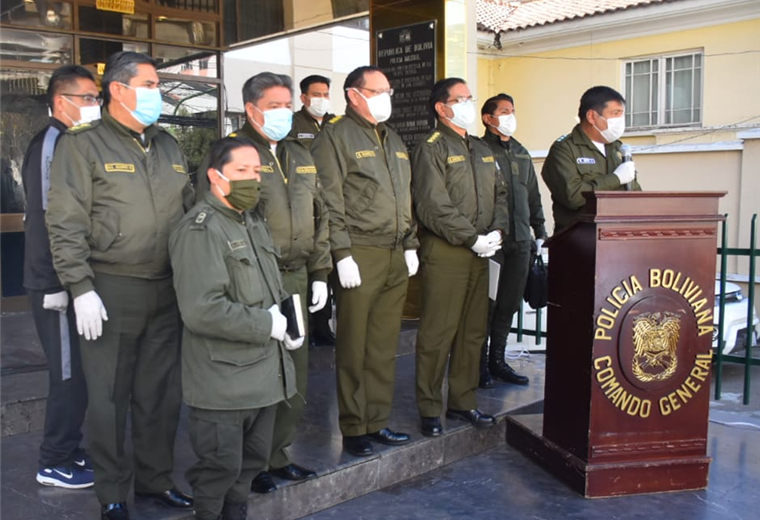 El anuncio de las donaciones la realizó el comandante general de la Policía, Rodolfo Montero. Foto. APG 
