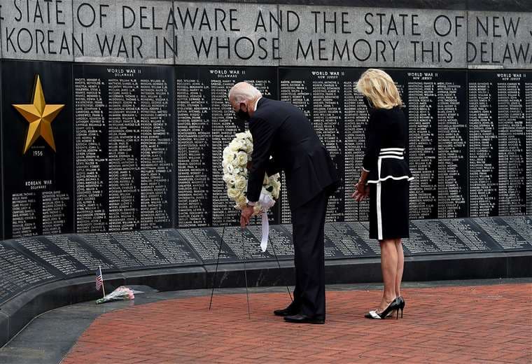 Biden en el homenaje a los caídos en guerra. Foto AFP