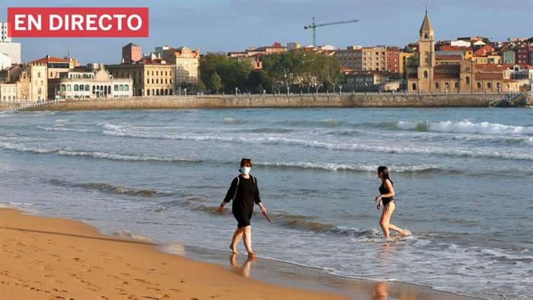 Madrid se reencuentra con sus bares y las playas abren en parte de España