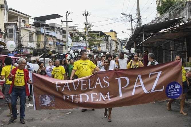 Favelas de Rio no tienen paz, ni siquiera en la pandemia 