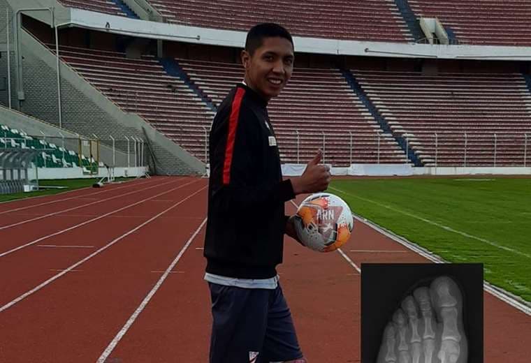 Samuel Galindo estará durante cuatro semanas con el pie derecho inmovilizado. Foto: internet
