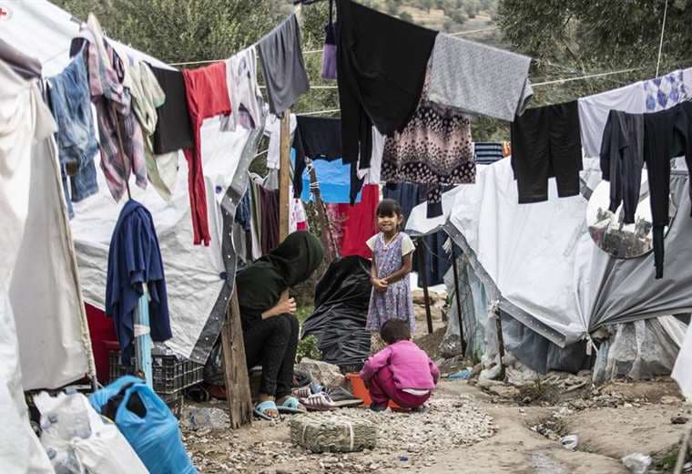 Miles de refugiados sufren una situación inédita
