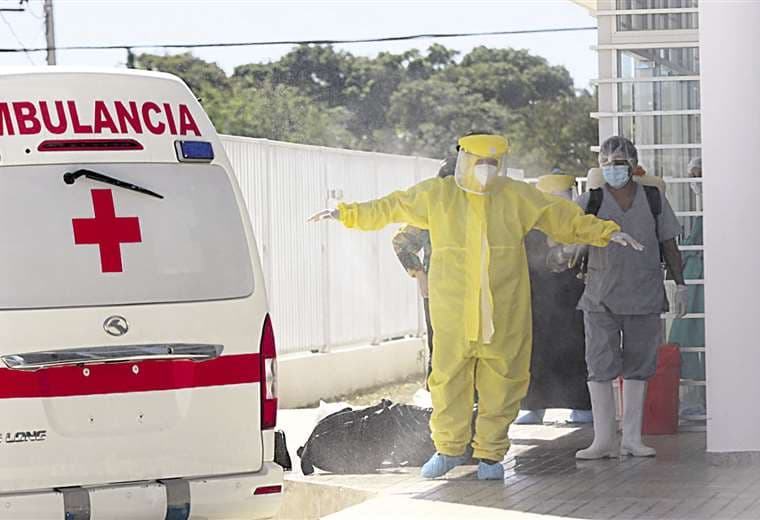 El personal de salud está en la primera línea en la atención de la pandemia y ha tenido contagios; se mantiene la carencia de condiciones para enfrentar la pandemia del Covid-19.  Foto: Ricardo Montero