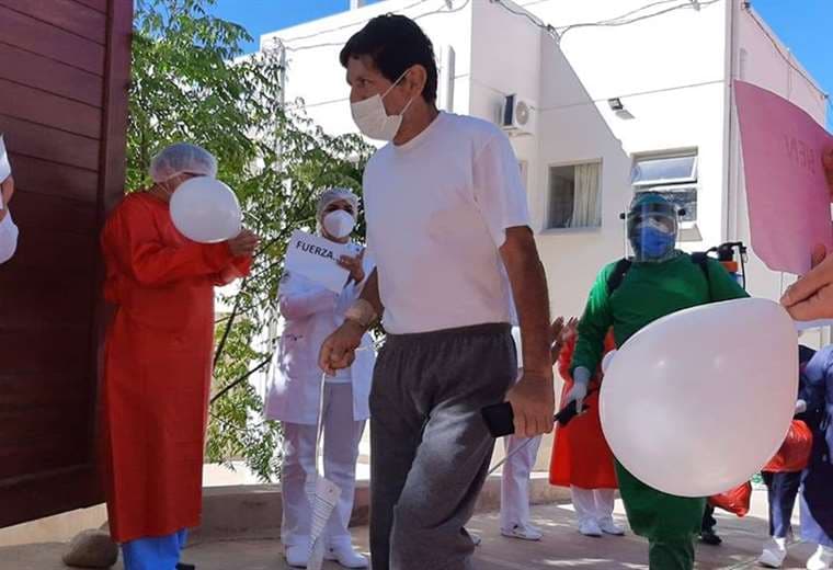 : El paciente cero en Tarija cuando fue dado de alta clínica /Foto: David Maygua