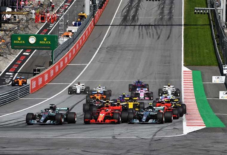La salida de los coches en el Gran Premio de Austria, que se corrió el año pasado. Foto: Internet