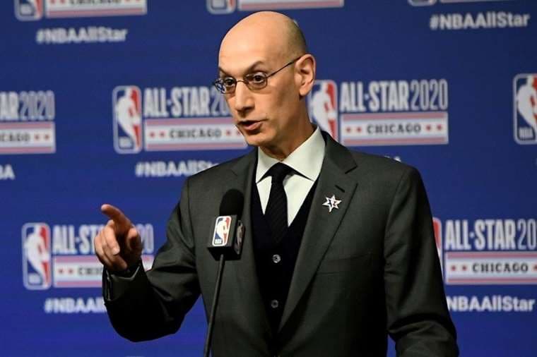 El comisionado de la NBA, Adam Silver, someterá el jueves a votación de los dueños de los equipos su plan para reanudar la temporada en Orlando (Florida). Foto: AFP