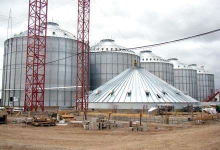 El BDP financiará la construcción de estructuras metálicas para almacenar granos