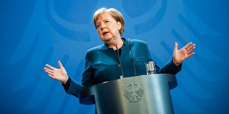 Angela Merkel denuncia el "asesinato" racista de George Floyd en EEUU 
