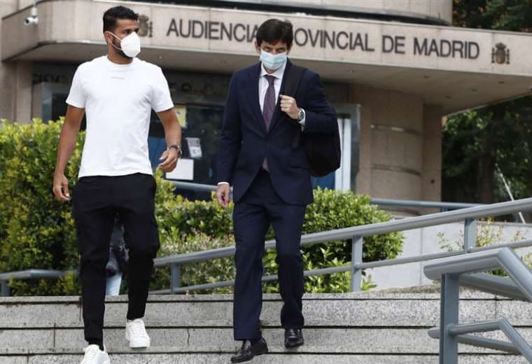 El futbolista del Atlético de Madrid, Diego Costa (izq.), reconoció que realizó fraude al fisco. Foto: Internet