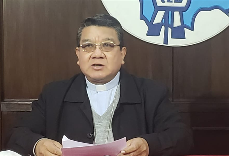 Monseñor Aurelio Pesoa, secretario general de la Conferencia Episcopal Boliviana. Foto. Iglesia Católica  
