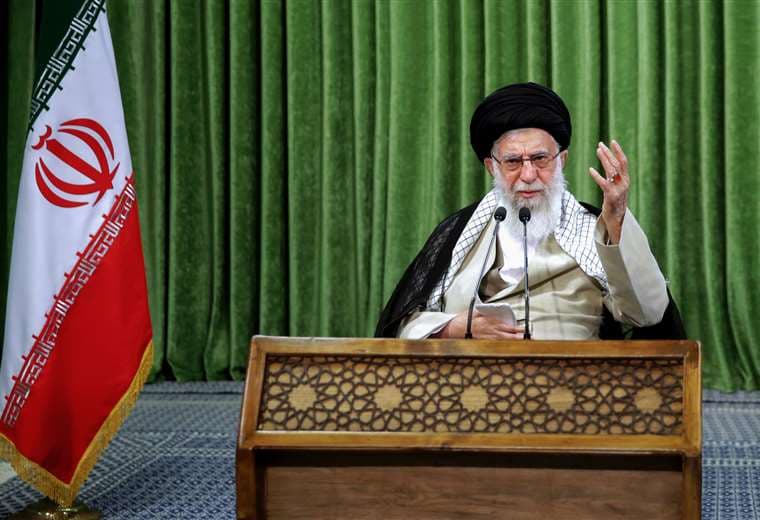 El ayatolá Alí Jamenei durante su mensaje. Foto AFP