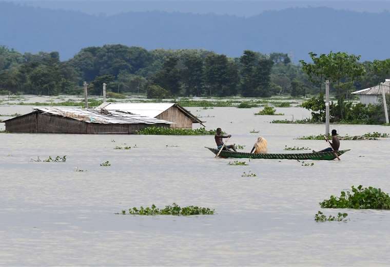 Un área inundada en el estado de Assam en la India. Foto AFP