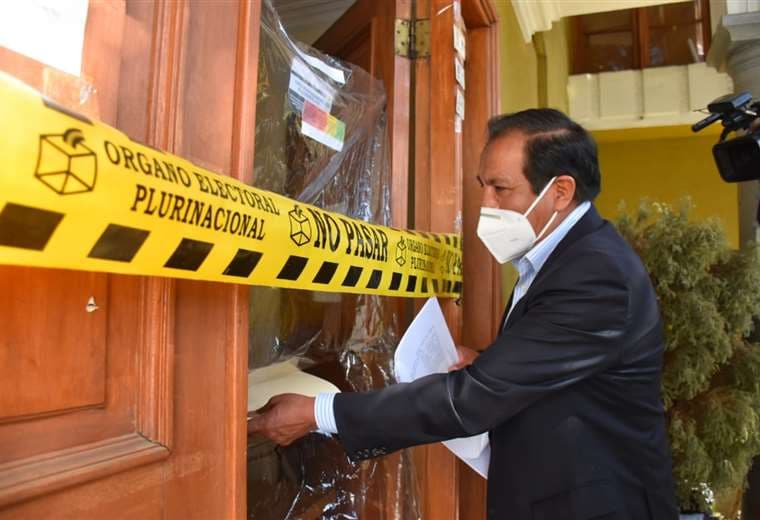Los cívicos de La Paz presentaron una denuncia contra el MAS. Foto: APG