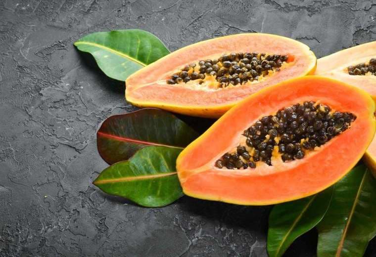 La papaya aumenta las defensas naturales y tiene funciones antioxidantes